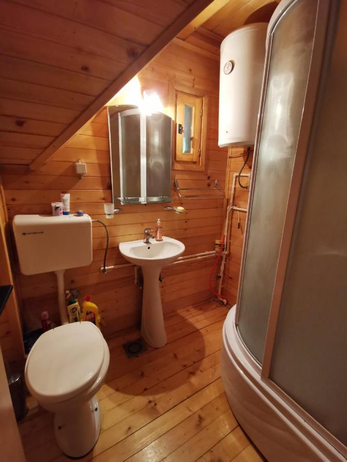 Apartman Bugar Mitrovac Exterior photo